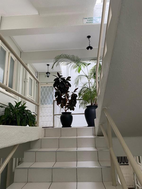 1 Bedroom Property for Sale in Green Point Western Cape